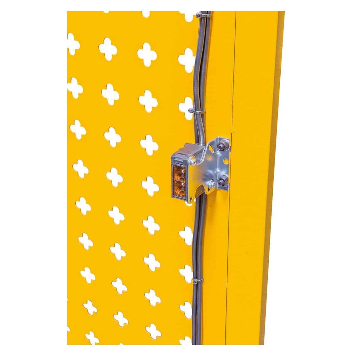 Bernardo HSB 3200 x 6 – Cesoia idraulica per lamiera fino a 6 mm