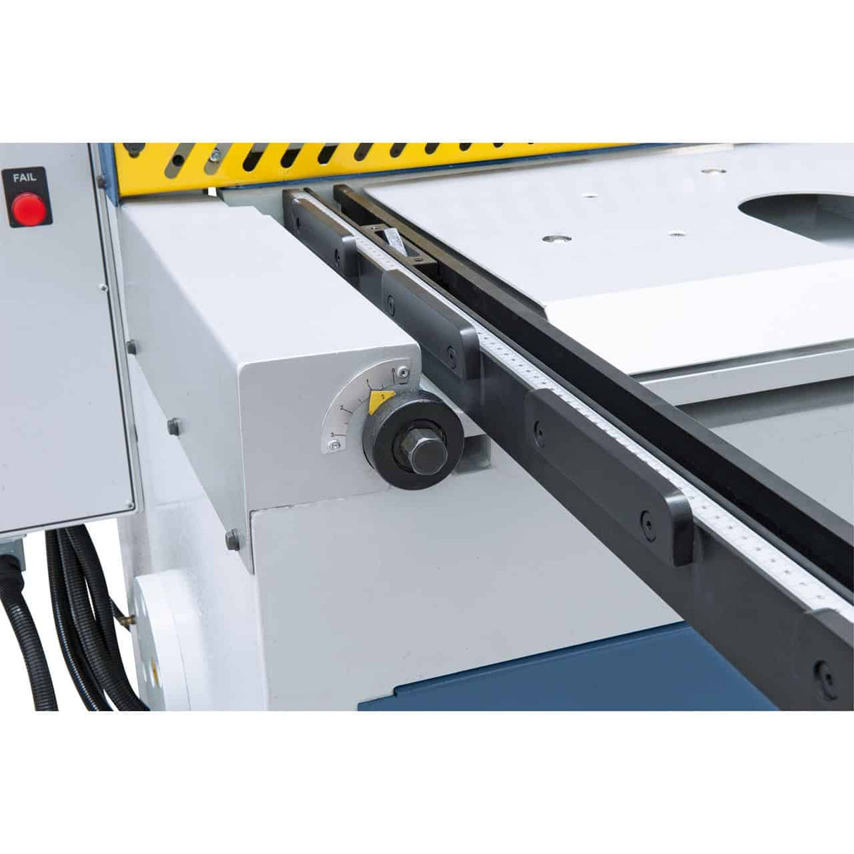 Bernardo MTR 2560 x 2,5 mm NCC – Cesoia a ghigliottina motorizzata