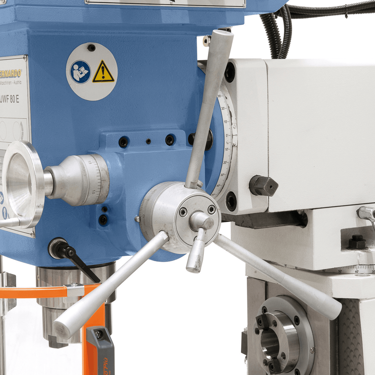 Bernardo Fresatrice universale UWF 80 E 3 assi digitale con avanzamento Y