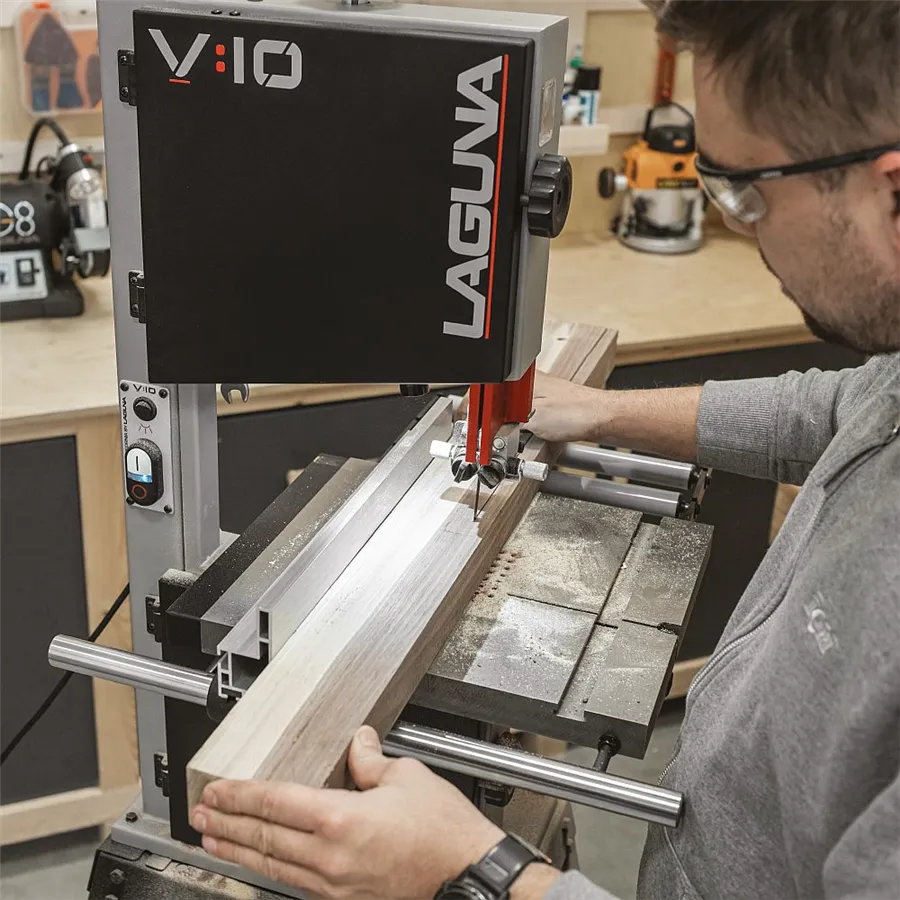 Laguna V10 230V 750W ā Sega a nastro 10" professionale