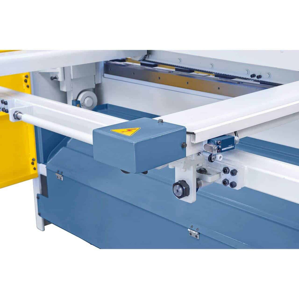 Bernardo MTE 3060 x 4 mm NCC – Cesoia a ghigliottina motorizzata