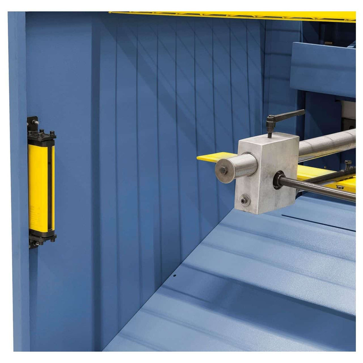 Bernardo MTM 1250 x 4 mm – Cesoia a ghigliottina motorizzata