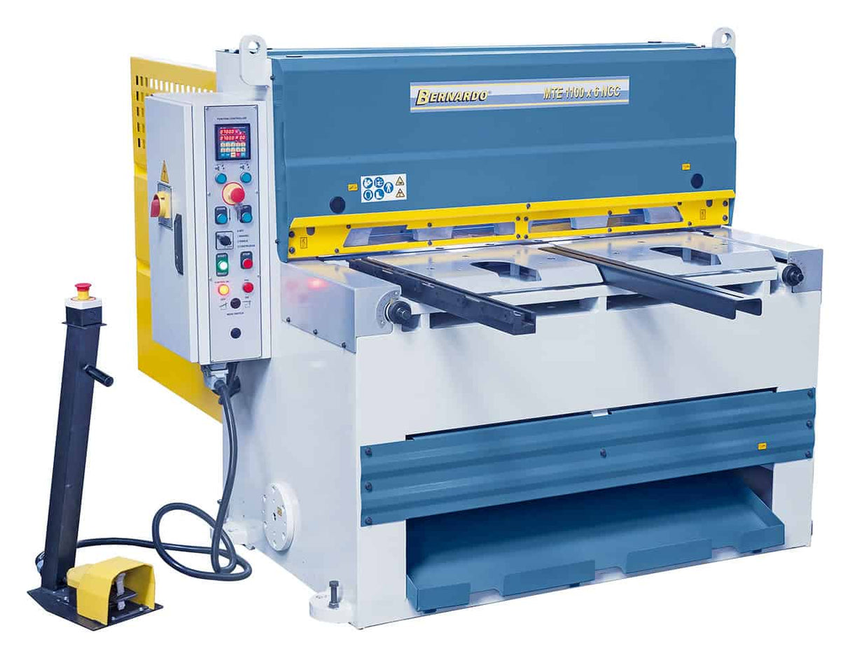 Bernardo MTE 1100 x 6 mm NCC – Cesoia a ghigliottina motorizzata