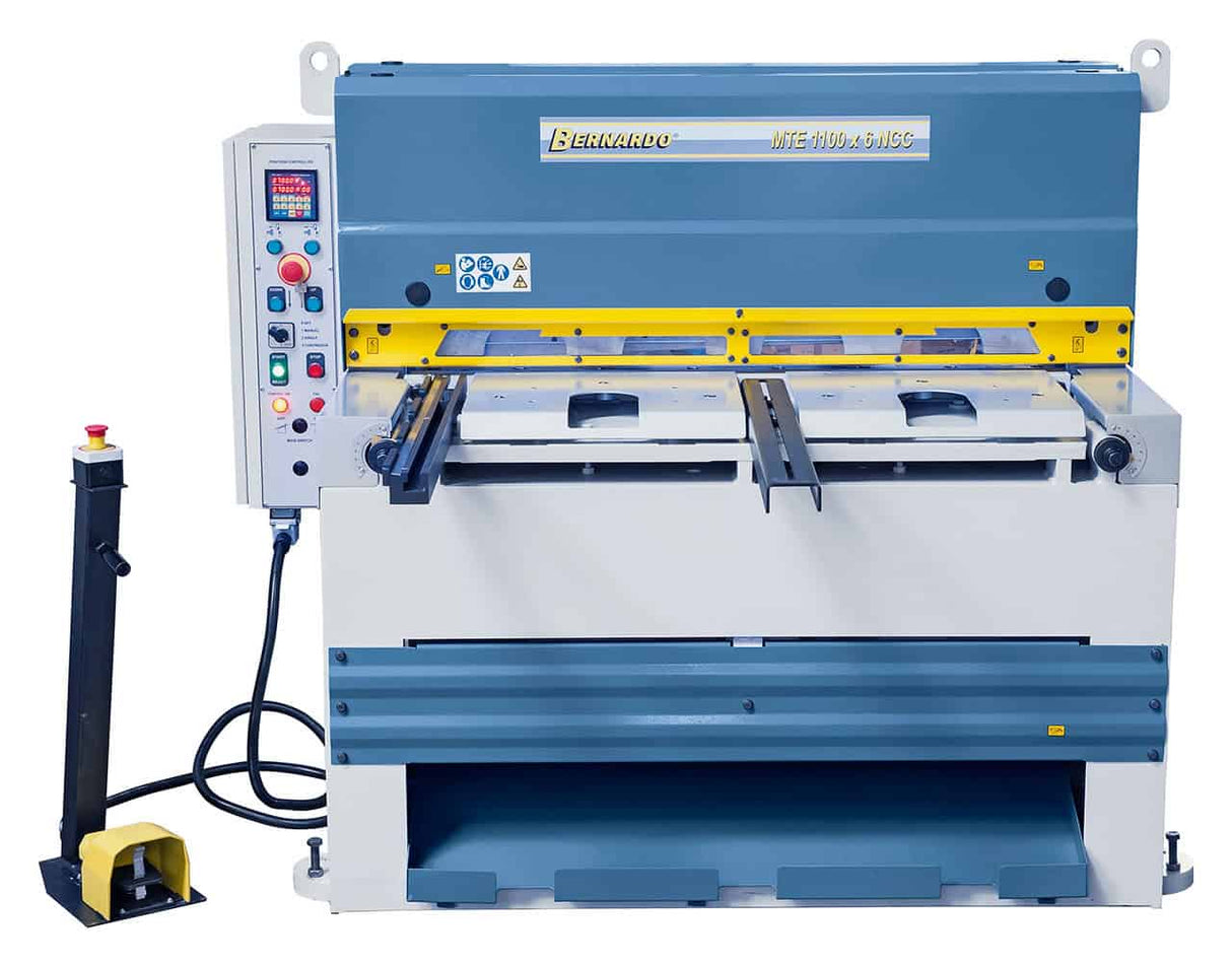 Bernardo MTE 1560 x 5 mm NCC – Cesoia a ghigliottina motorizzata