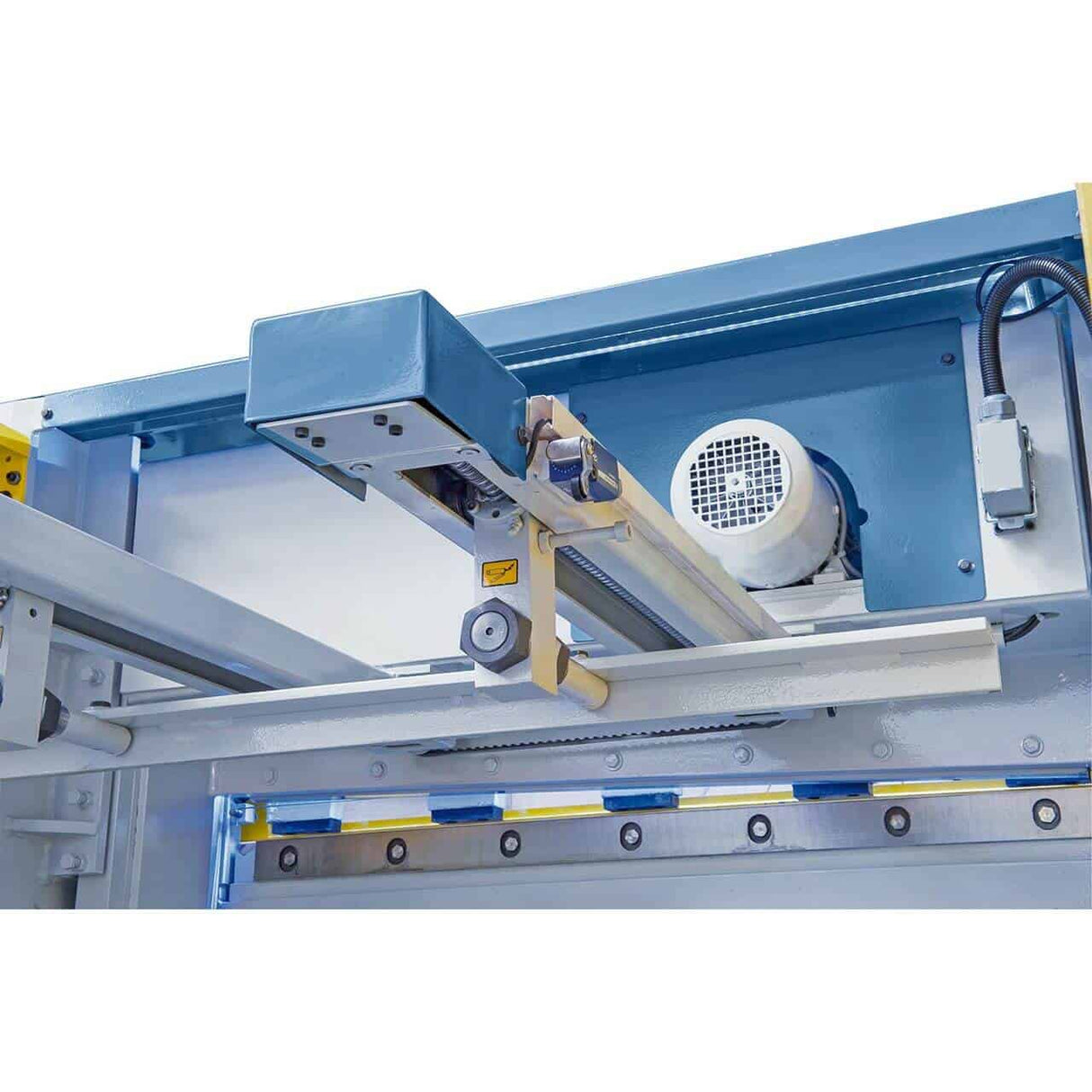 Lavorazione lamiera (2)