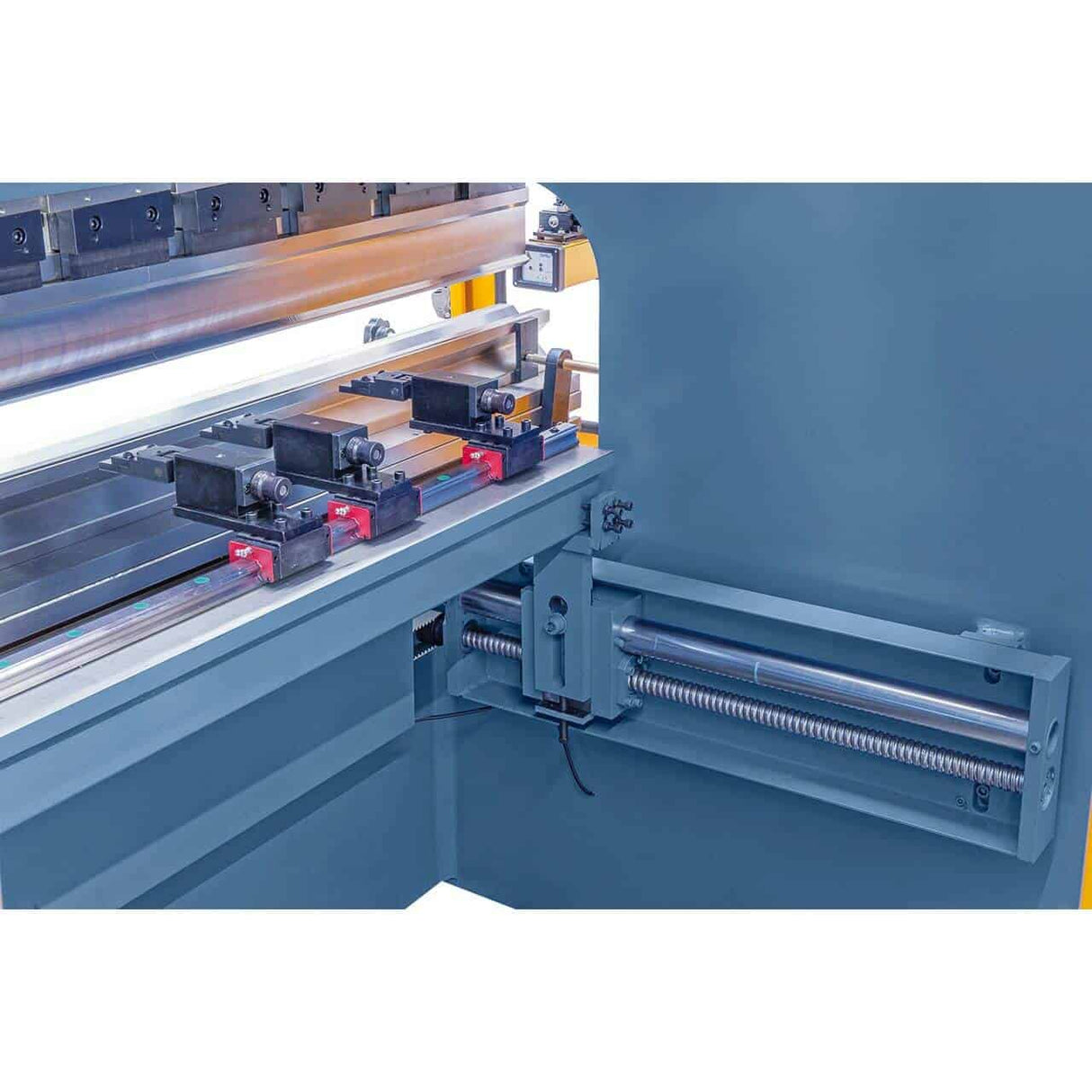 Pressa piegatrice idraulica per lamiera