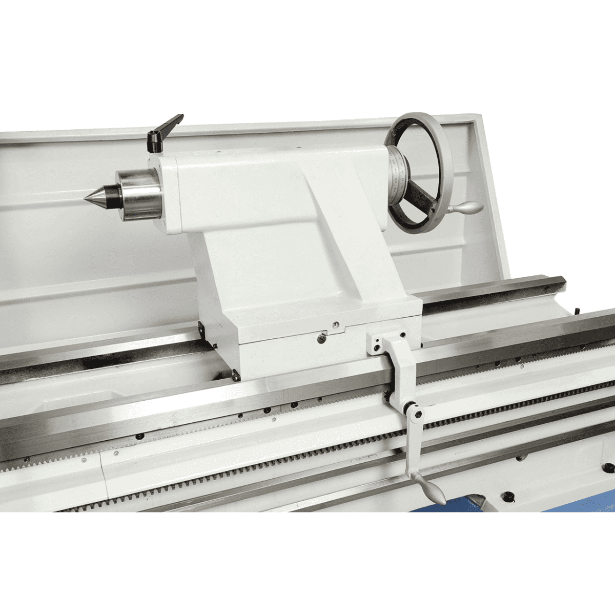 Tornio Bernardo Titan 800 x 3000 con DRO 3 assi – Potenza e precisione