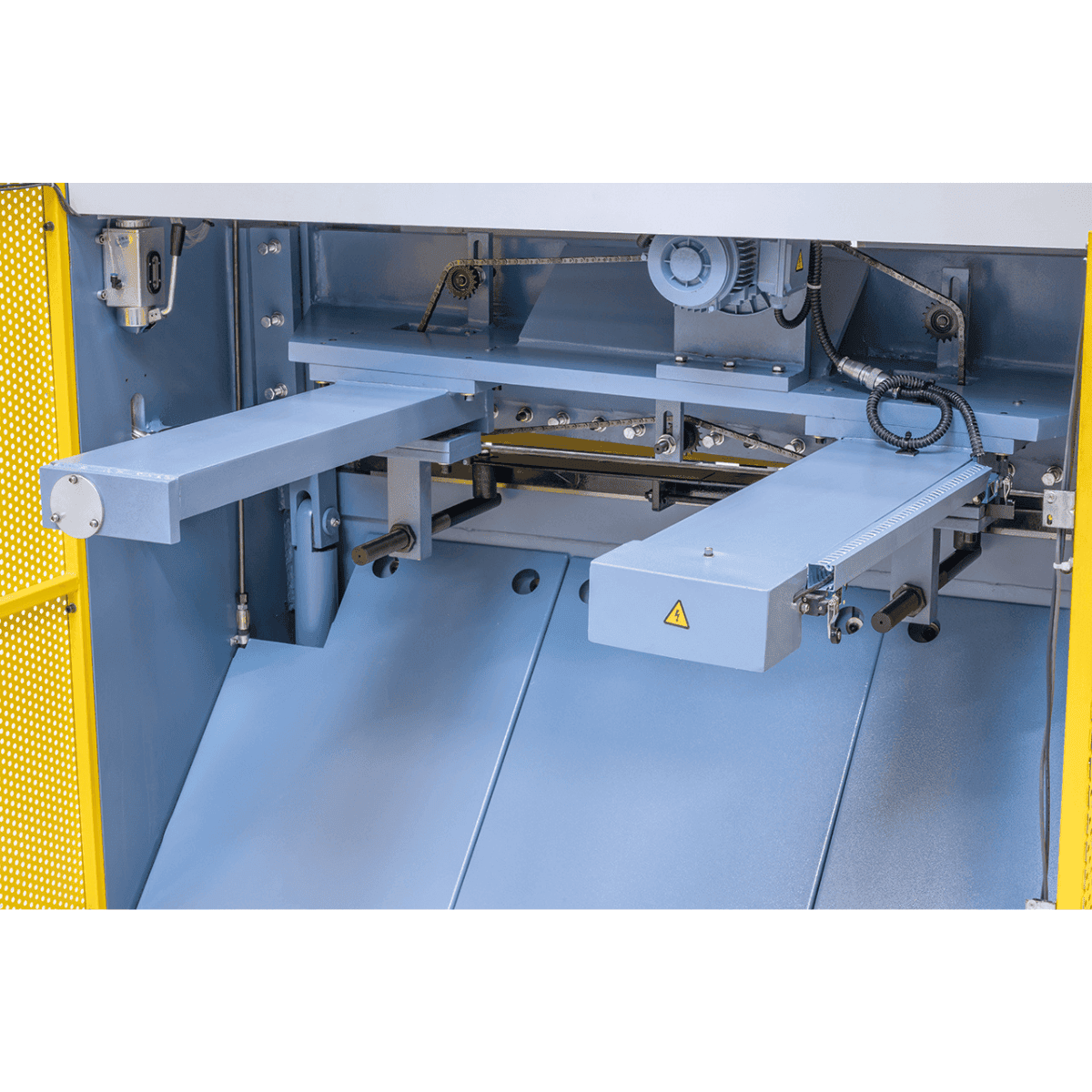 Bernardo HST 1600 x 6 – Cesoia idraulica per lamiera fino a 6 mm