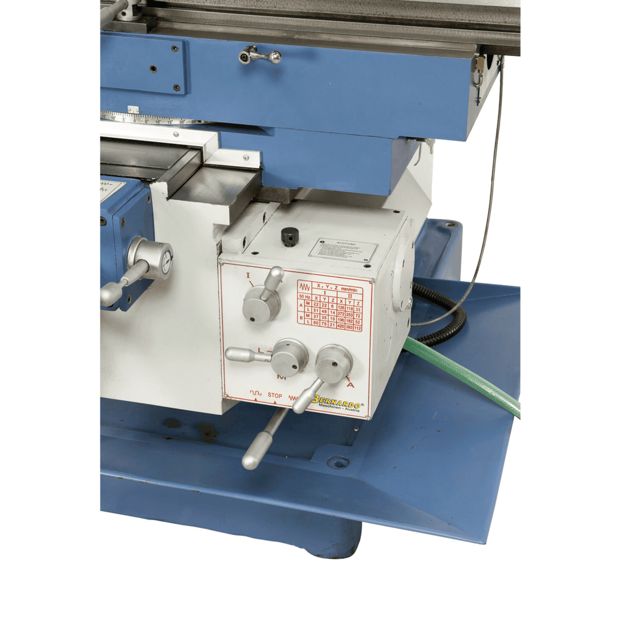 Bernardo Fresatrice universale UWF 150 con display 3 assi